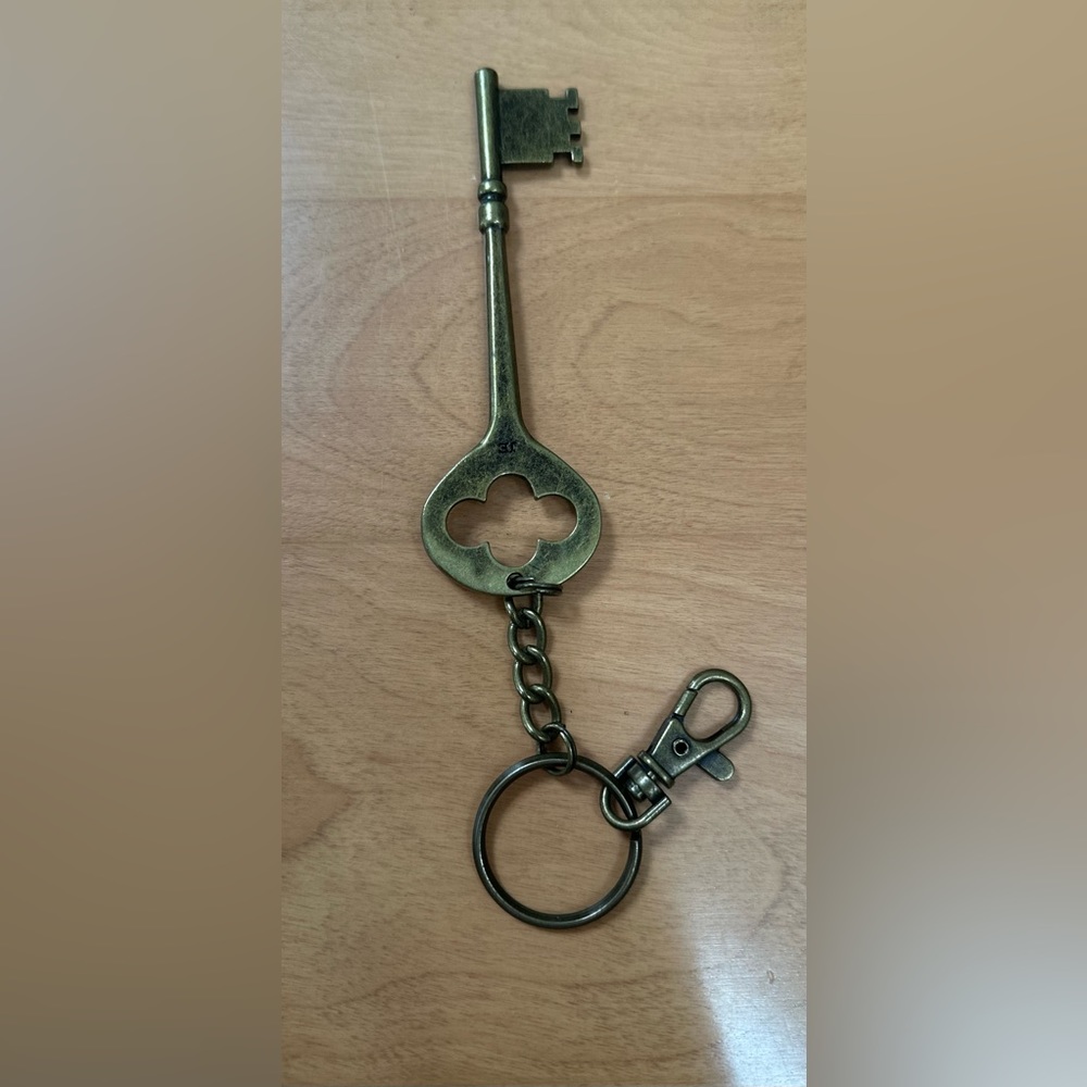 Jessica Elliot - Key To Success Keychain - Picture 3 of 4